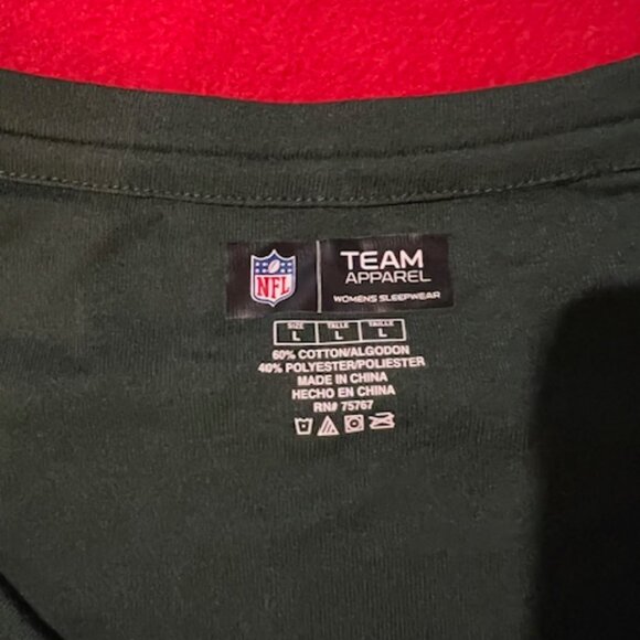 Green Bay Packers Fan Lot 6 Pc | Hoodie, Jacket, Cap, T-Shirts | Mens + Womens - Picture 5 of 13